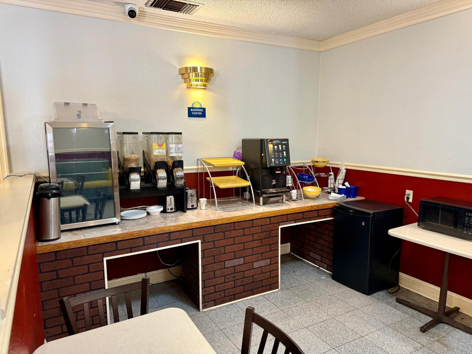 Days Inn By Wyndham Ruther Glen Kings Dominion Area Ngoại thất bức ảnh
